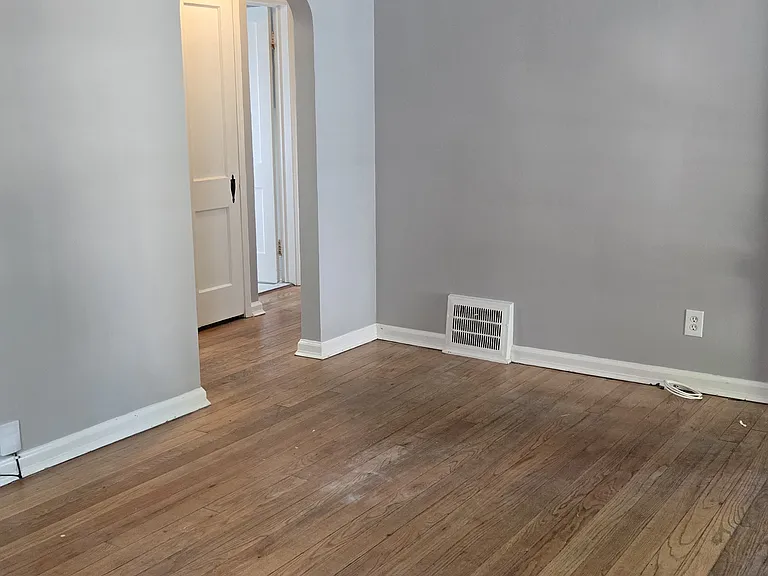 3552 Gertrude St — Photo 3