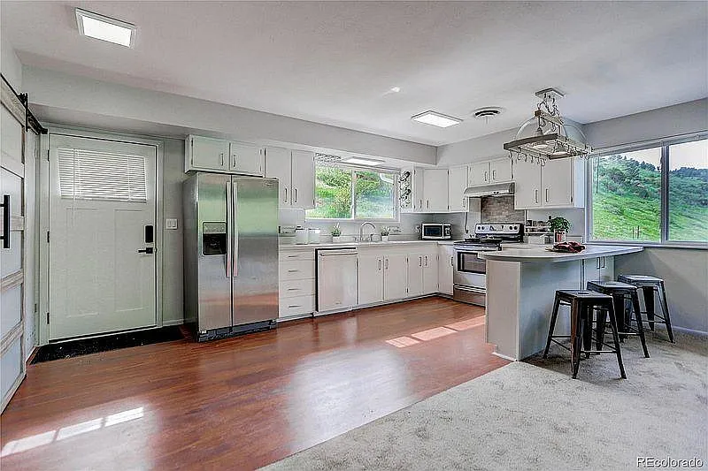 7348 Olde Stage Rd — Photo 4