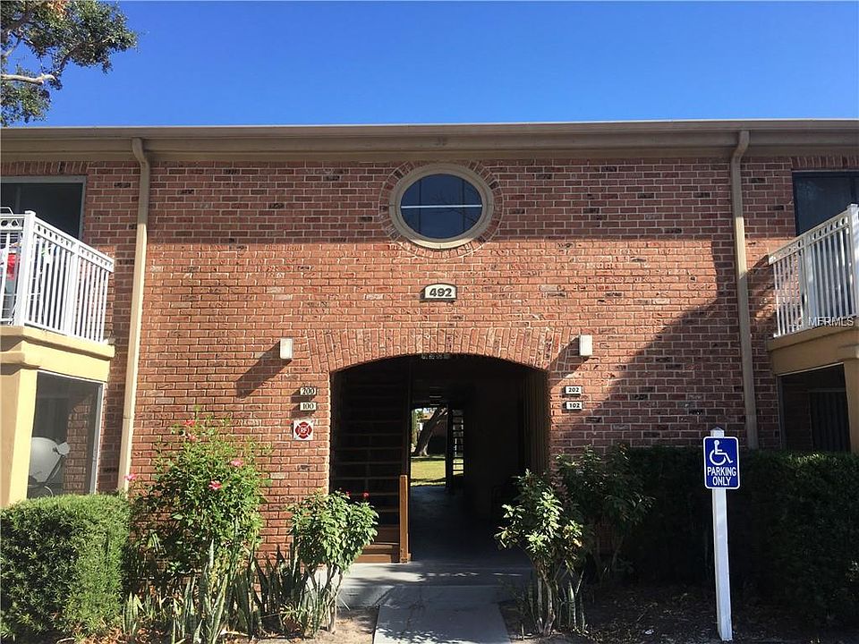 1st image of 492 Banyon Tree 206 Cir