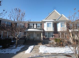 8058 Golden Valley Rd, Golden Valley, MN 55427