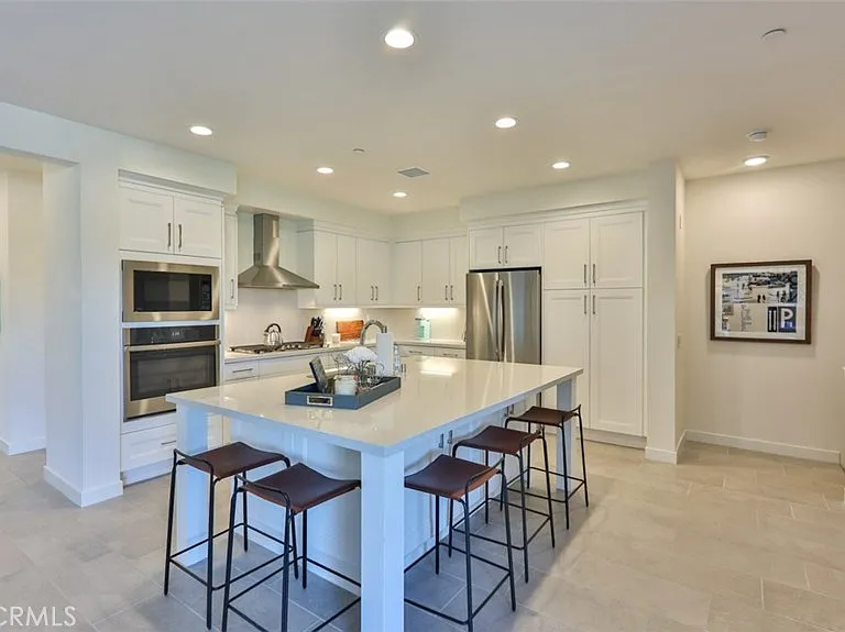 2869 Doheny Way — Photo 2