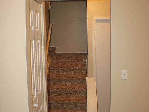 5th image of 1459 Westbury Dr