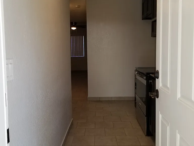 Redlands Pines Apartments — Photo 17