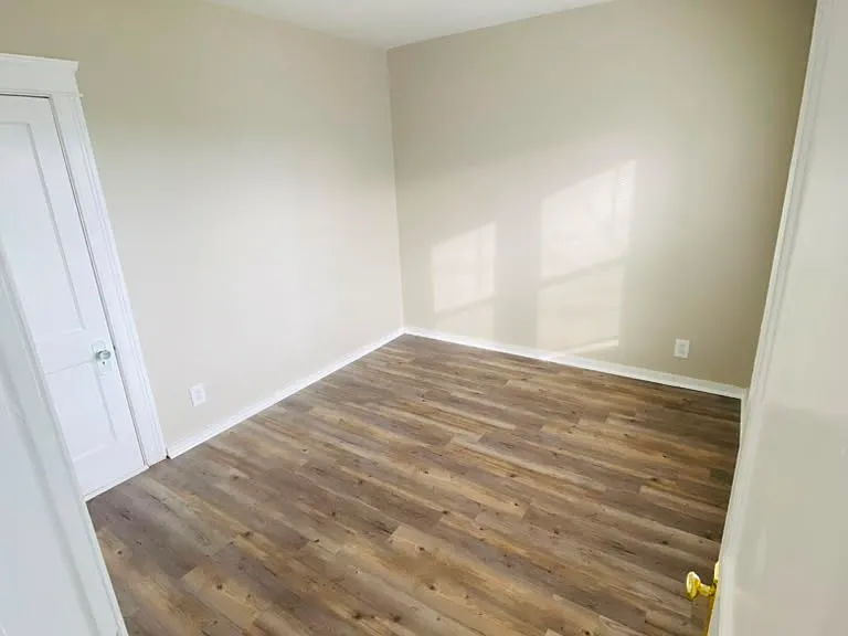 4 Holland Rd #3 — Photo 5