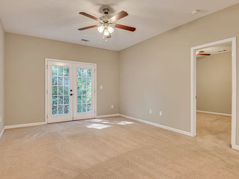 205 Old Berzelia Rd — Photo 5