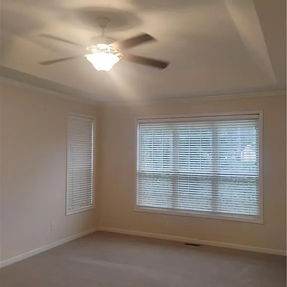 807 Sylvania Ct SE — Photo 8