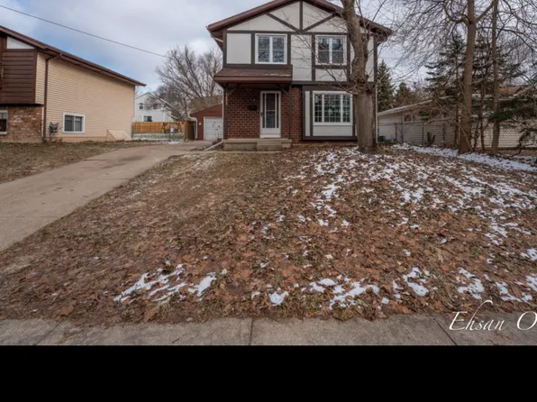 1073 Sweet St NE, Grand Rapids, MI 49505