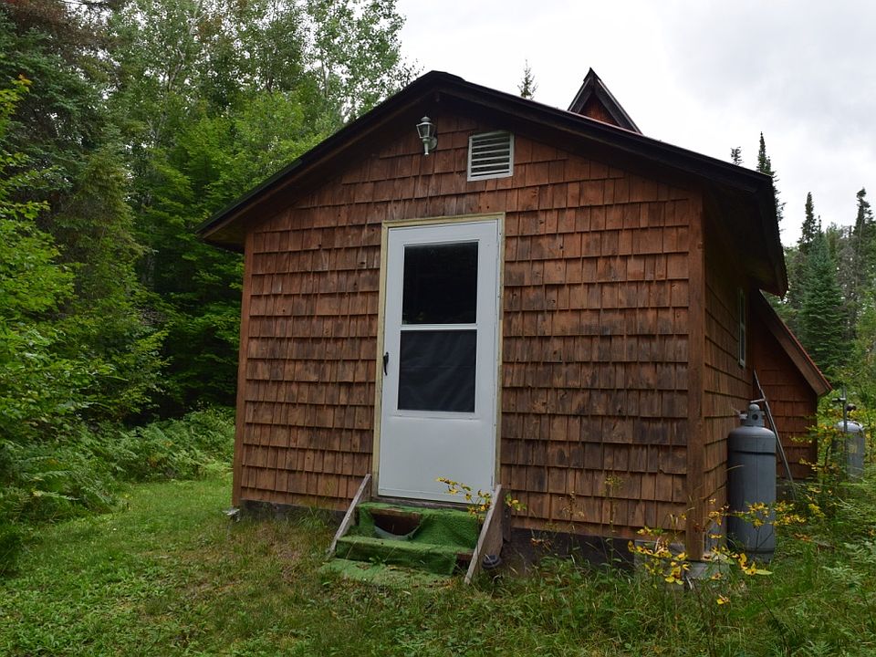 2nd image of 7796 N Savanna Rd