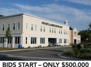 16 Town Centre Dr, Kilmarnock, VA 22482