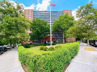 9707 63rd Rd APT 8J, Rego Park, NY 11374