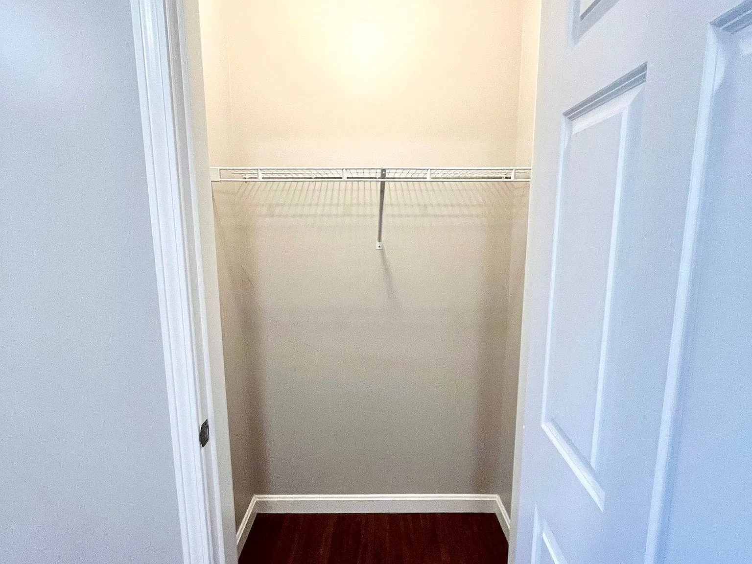 3 bed, 1.0 bath, $2,000 — Photo 4