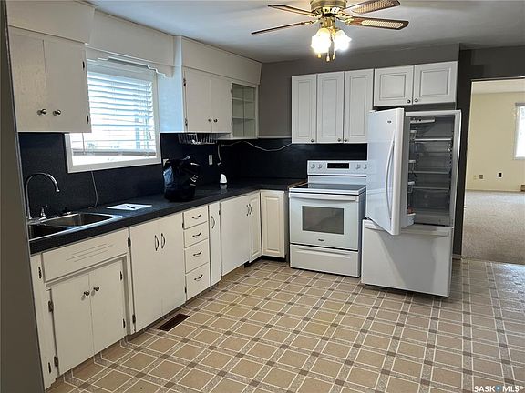 5th image of 101 2nd AVENUE E
