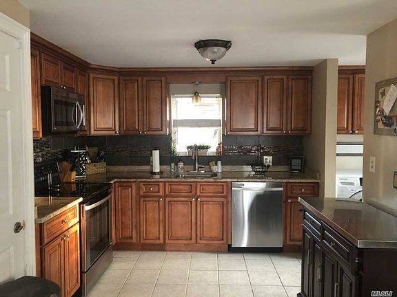 2nd image of 70 N Howell Ave