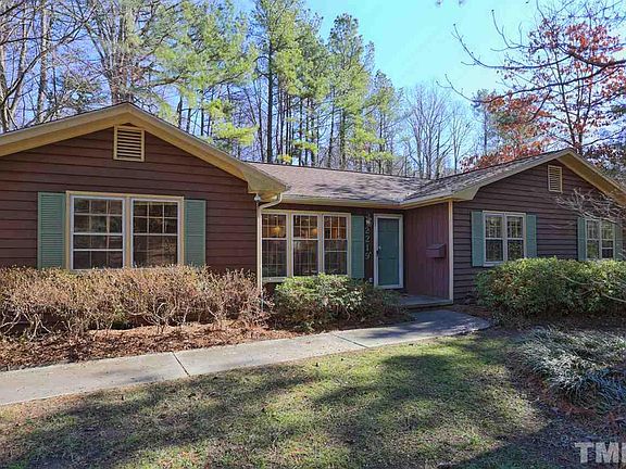 3rd image of 2219 Whitley Dr
