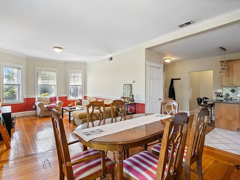 5 Breck Ave #3 — Photo 4