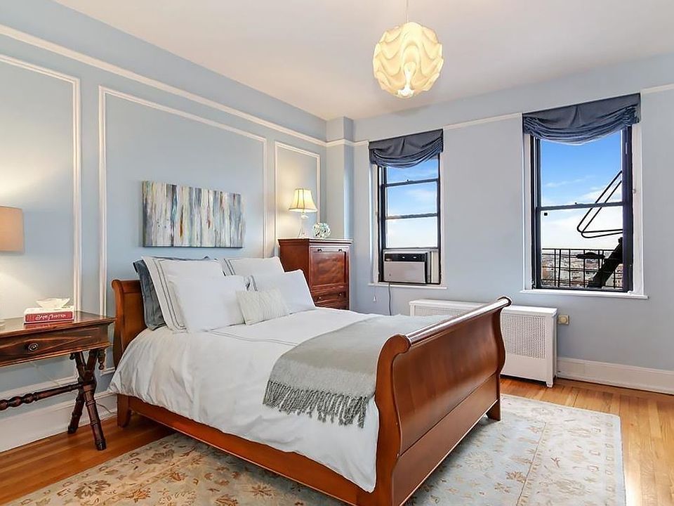 1st image of 50 Plaza St E APT 3C