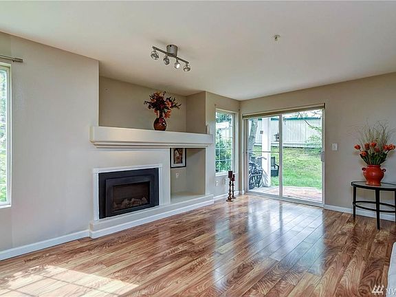 5th image of 12403 4th Ave W APT 1101