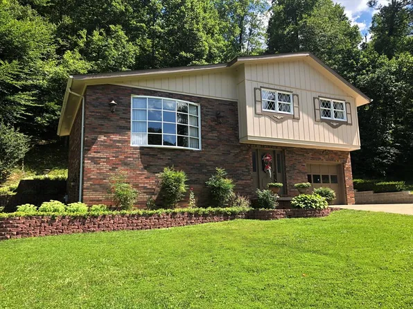 48 Paradise Acres, Hagerhill, KY 41222