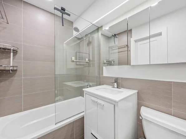 408 West 34th Street image 6 of 9