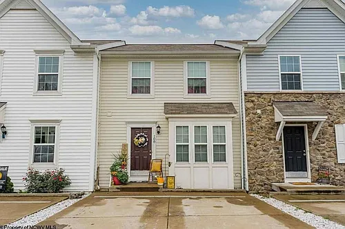 108 Auburn Dr #1 Photo 1