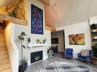 300 E School Ln, Prospect Heights, IL 60070