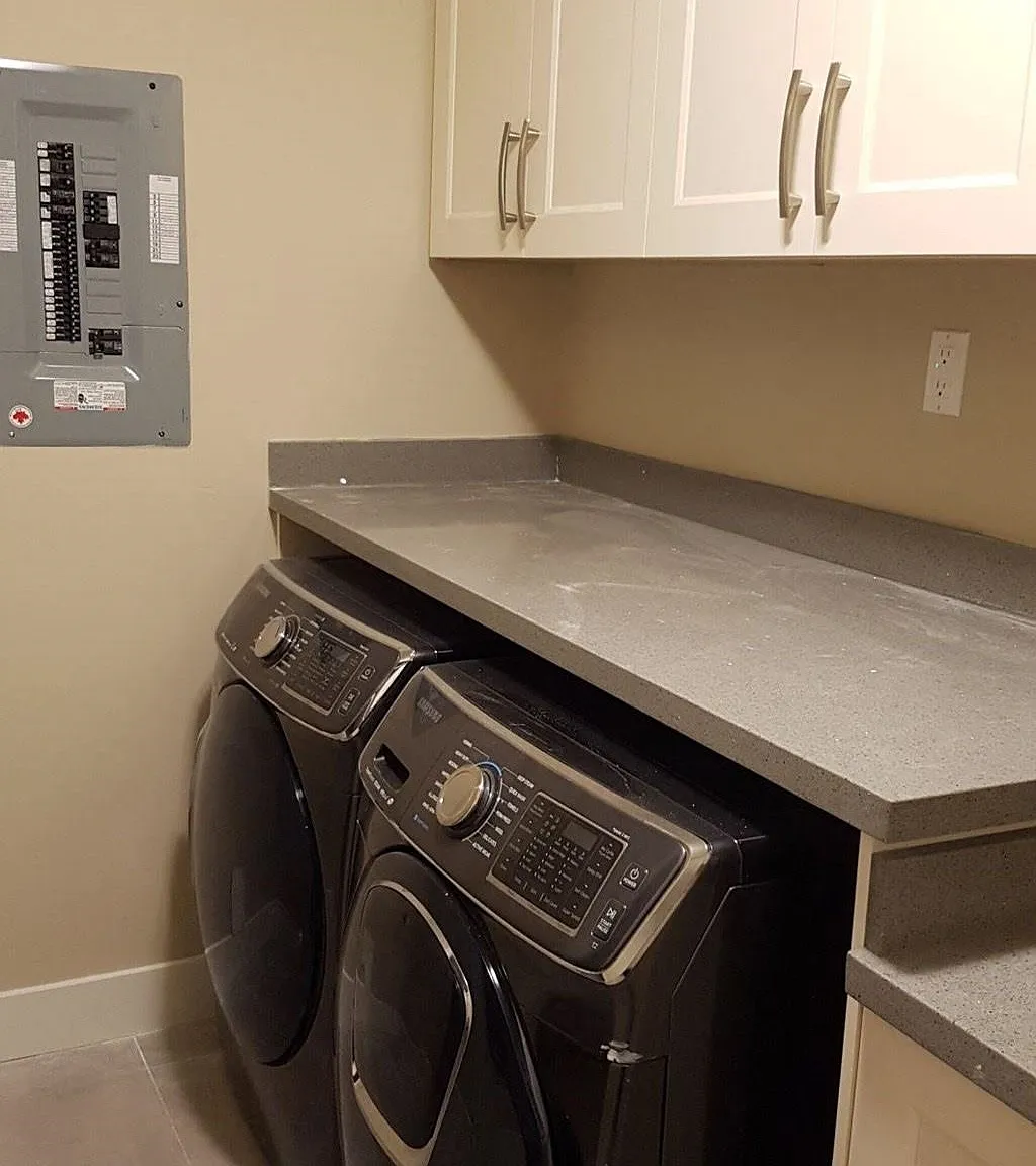 3 bed, 800 sqft, $4,950 — Photo 4