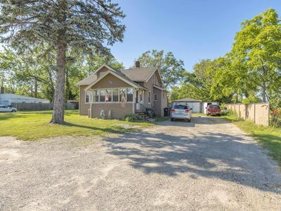 134 W Auburn Rd, Rochester Hills, MI, 48307