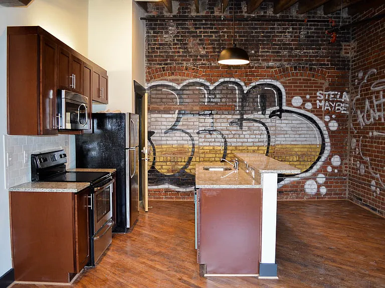 Long Lofts — Photo 21