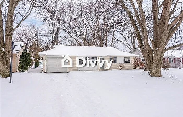 3811 N Hogan Dr photo 1