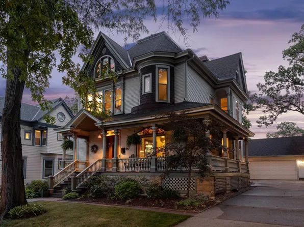 541 Portland Ave, Saint Paul, MN 55102