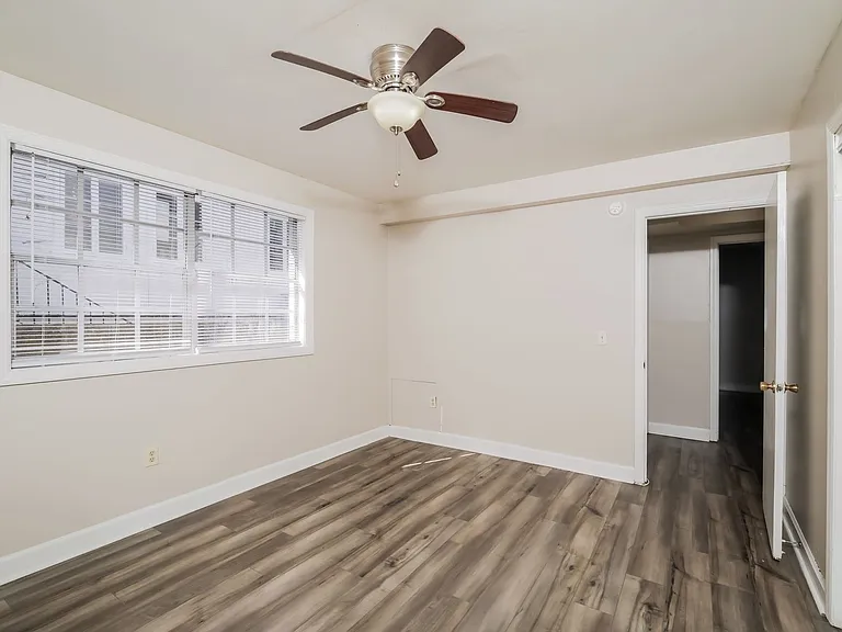 517 Rutledge Ave — Photo 13