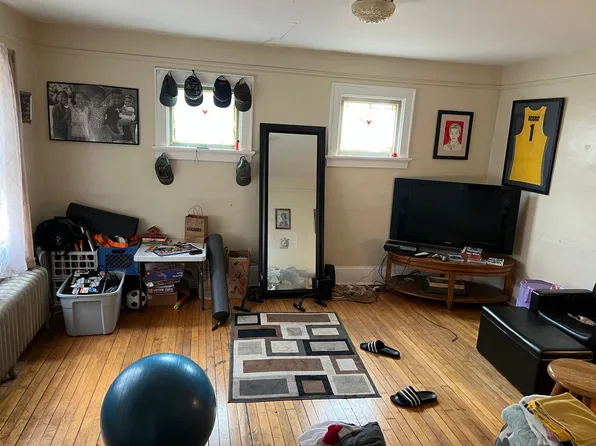 2428 N Bremen St, Milwaukee, WI 53212