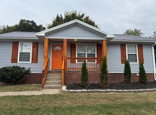 808 Washington Ave, Oak Grove, KY 42262