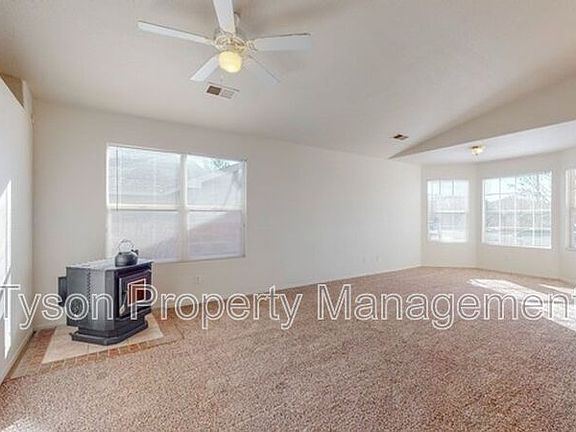 3rd image of 7605 Kentwood Ave NW