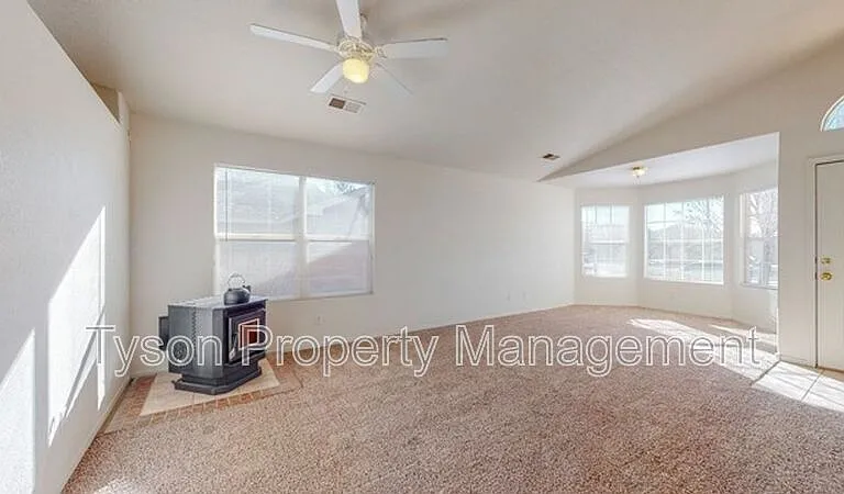 7605 Kentwood Ave NW — Photo 3