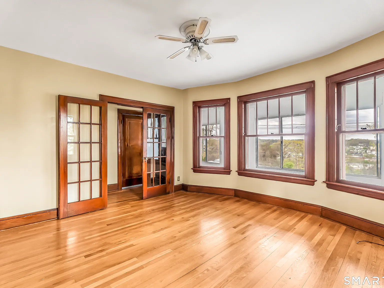 2 bed, 1.0 bath, 4034 sqft, $1,550 — Photo 3