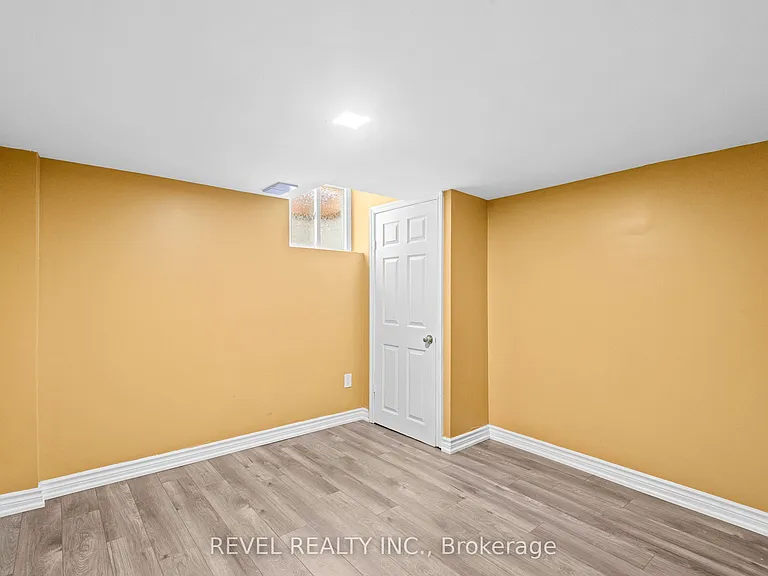 1005 Sandcliff Dr #BASEMENT — Photo 7