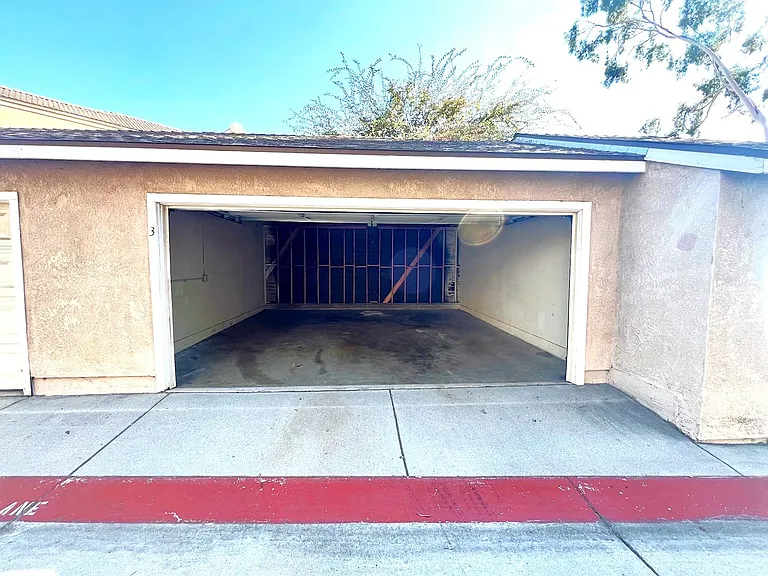 2410 N Towne Ave #3 — Photo 19