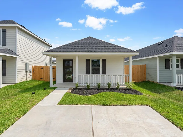 16462 Valerie Marie Pl — Photo 26
