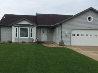 1506 Springbrook Dr, Jenison, MI 49428