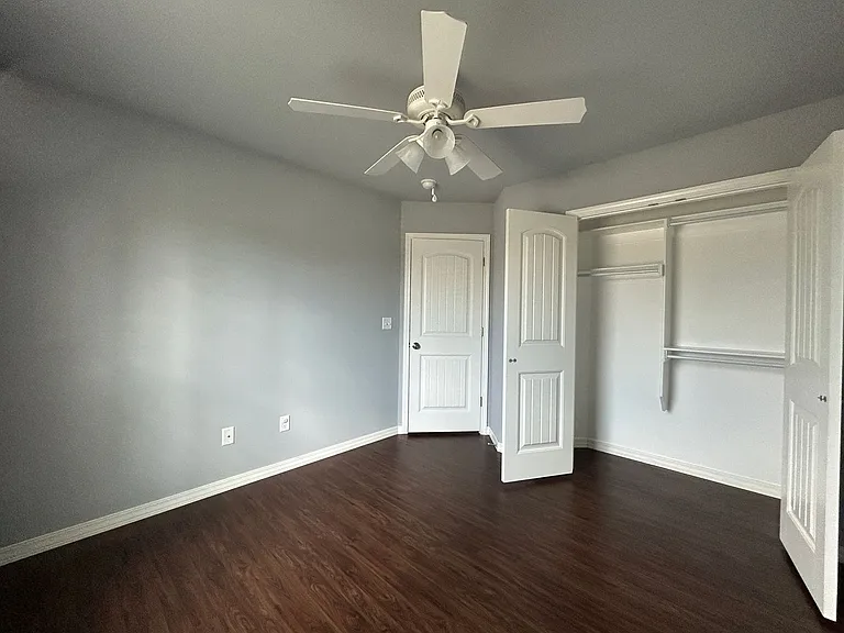 624 N 6th St #2 — Photo 30