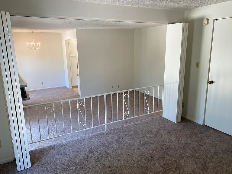 11425 Rochester Ave #21 — Photo 9