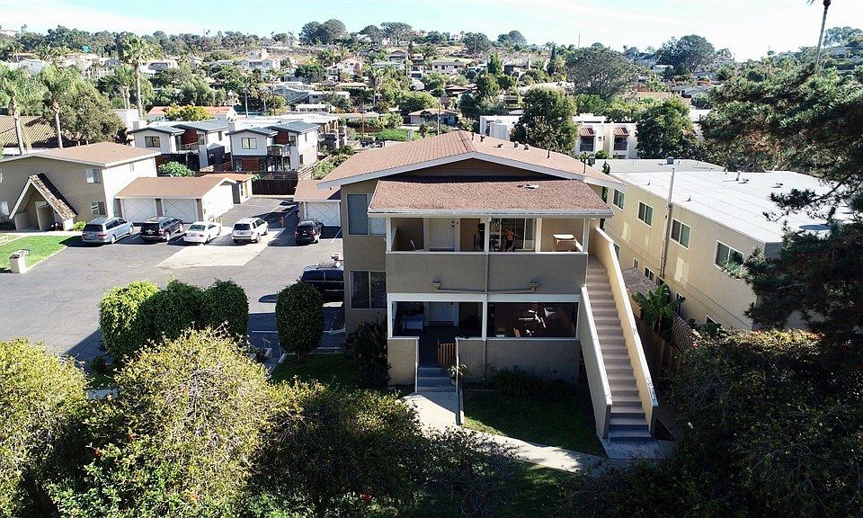 1st image of 726 Stevens Ave