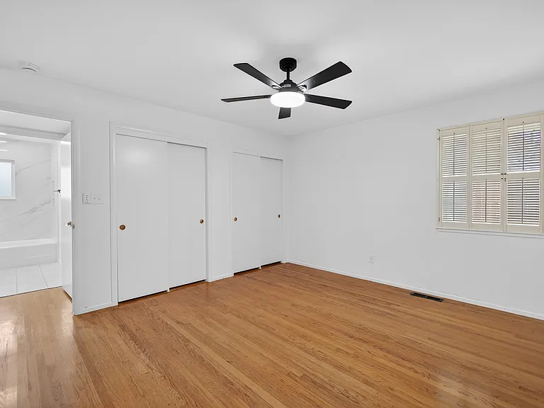 5940 Gloria Dr #0 — Photo 24