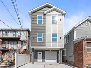225 Delaware St, Elizabeth, NJ 07206