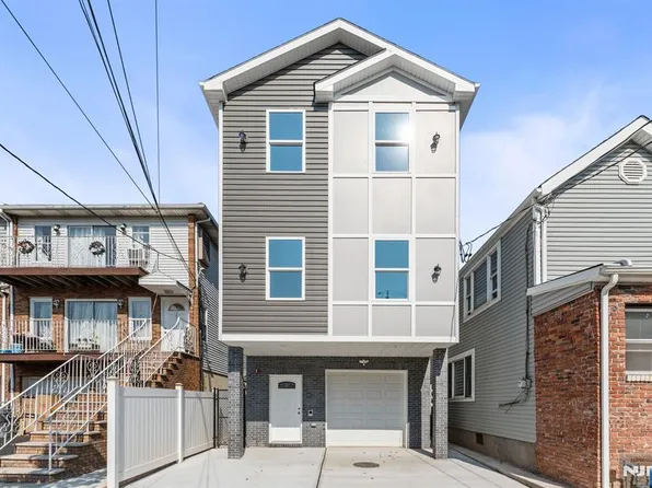 225 Delaware St, Elizabeth, NJ 07206