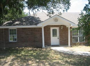 79 Buttercup Loop, Morgans Pt Resort, TX 76513