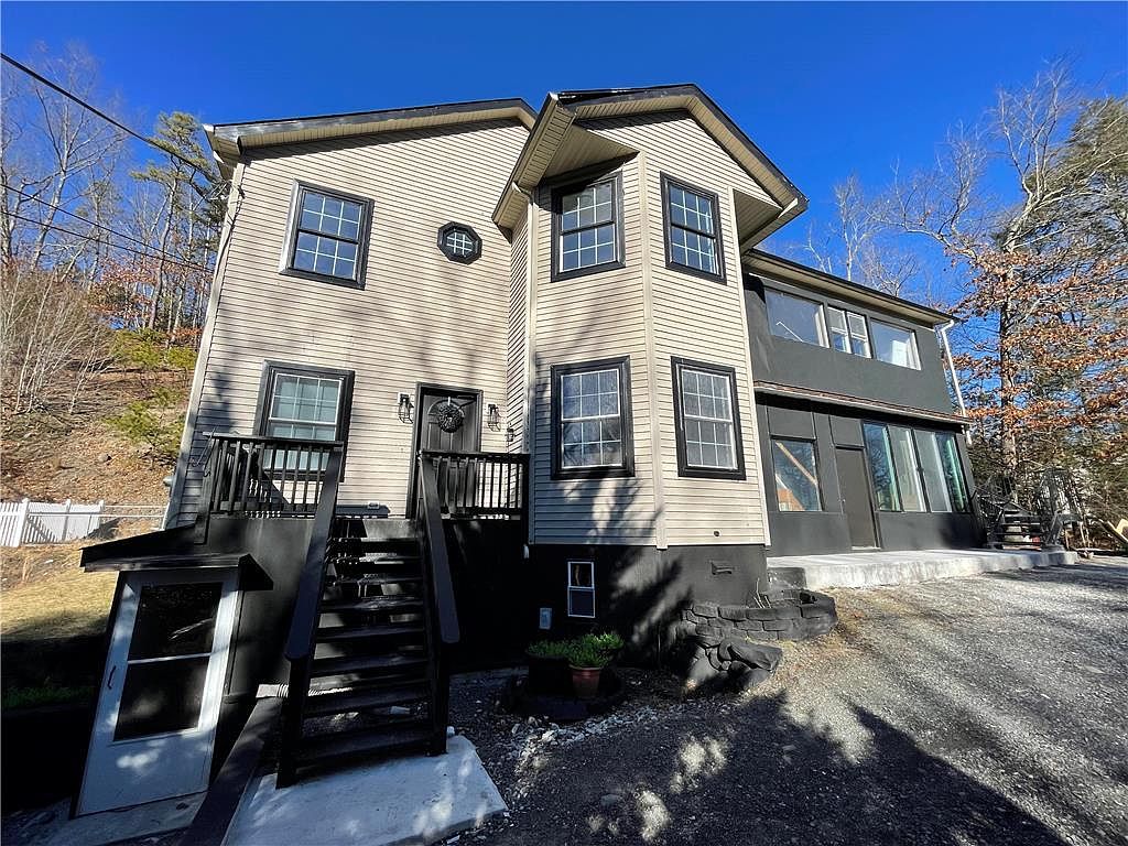 317 Lower Lakeview Dr, East Stroudsburg, PA 18302 Zillow