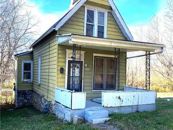 2524 Woodland Ave, Kansas City, MO 64108