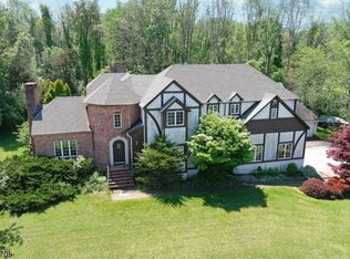 1 Misty Ln, Andover, NJ 07821